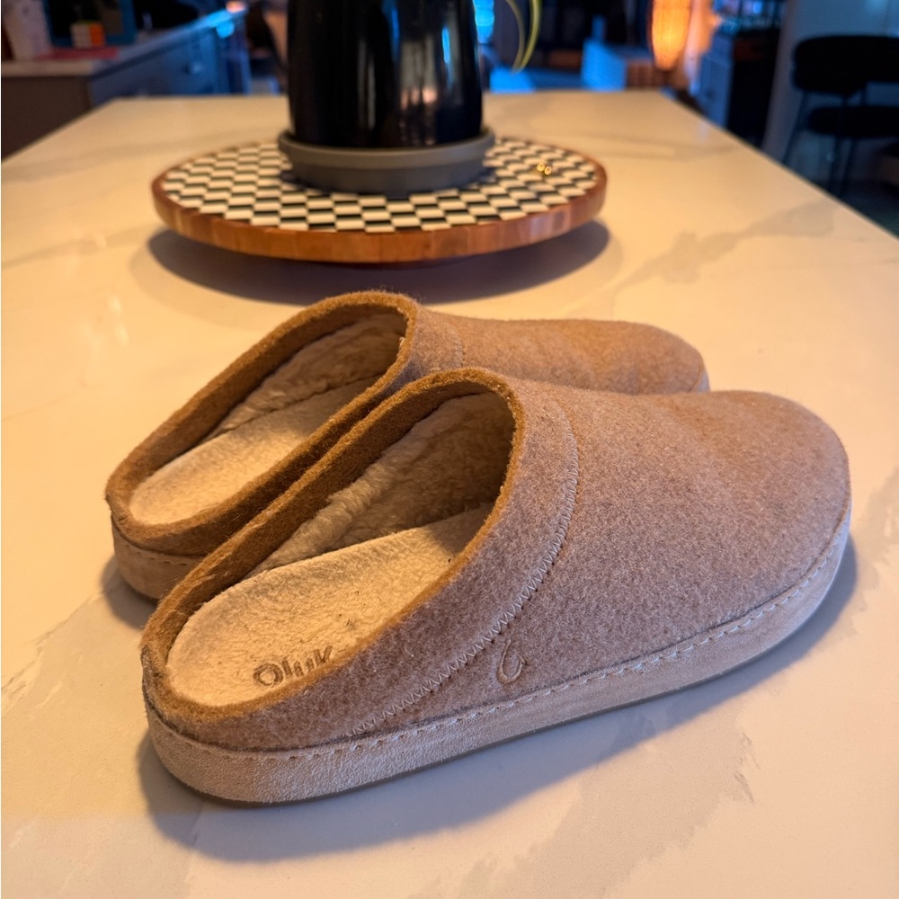 OluKai Hamani Hulu Wool Slippers